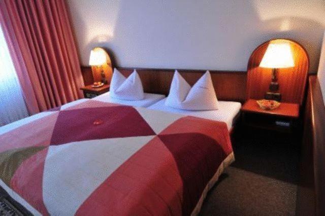 Hotel Luginsland Шлайц Екстериор снимка